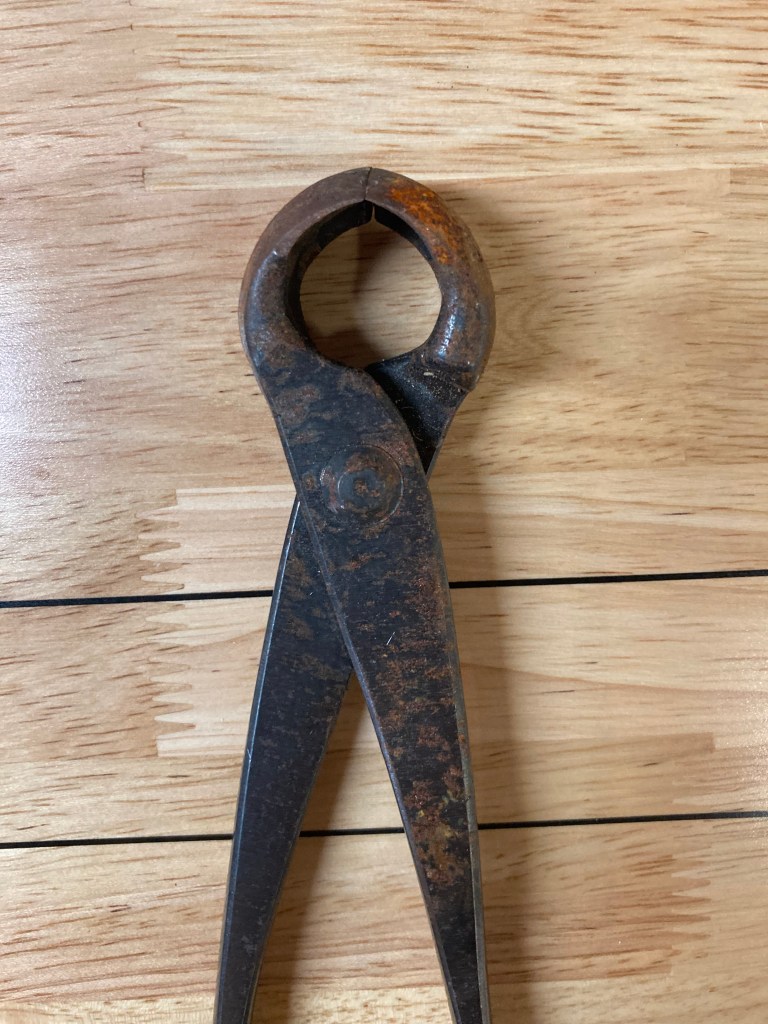 rusty knob cutter